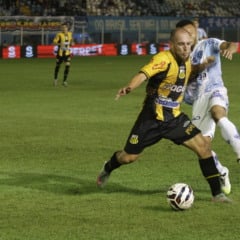 Com apenas quatro vitórias em 28 partidas, o clube acumula 11 empates e 13 derrotas