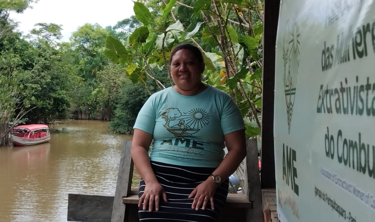 Produção de óleo de andiroba impulsiona economia e preserva a Amazônia Produção de óleo de andiroba impulsiona economia e preserva a Amazônia