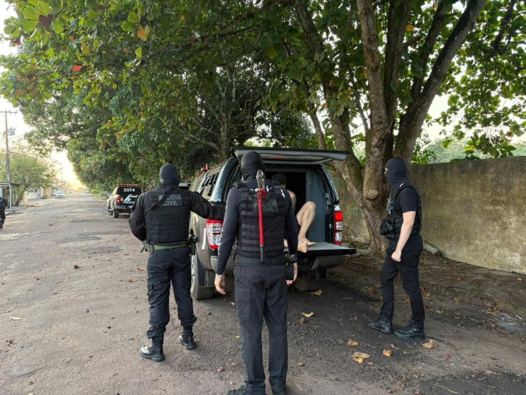 José Roberto Carvalho Bentes, o "Beto do PCC", acusado de vários crimes, foi preso durante uma operação realizada pela Polícia Civil, na cidade de Castanhal, região do nordeste paraense.