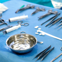 Estudos encontram falhas em esterilização de instrumentos cirúrgicos