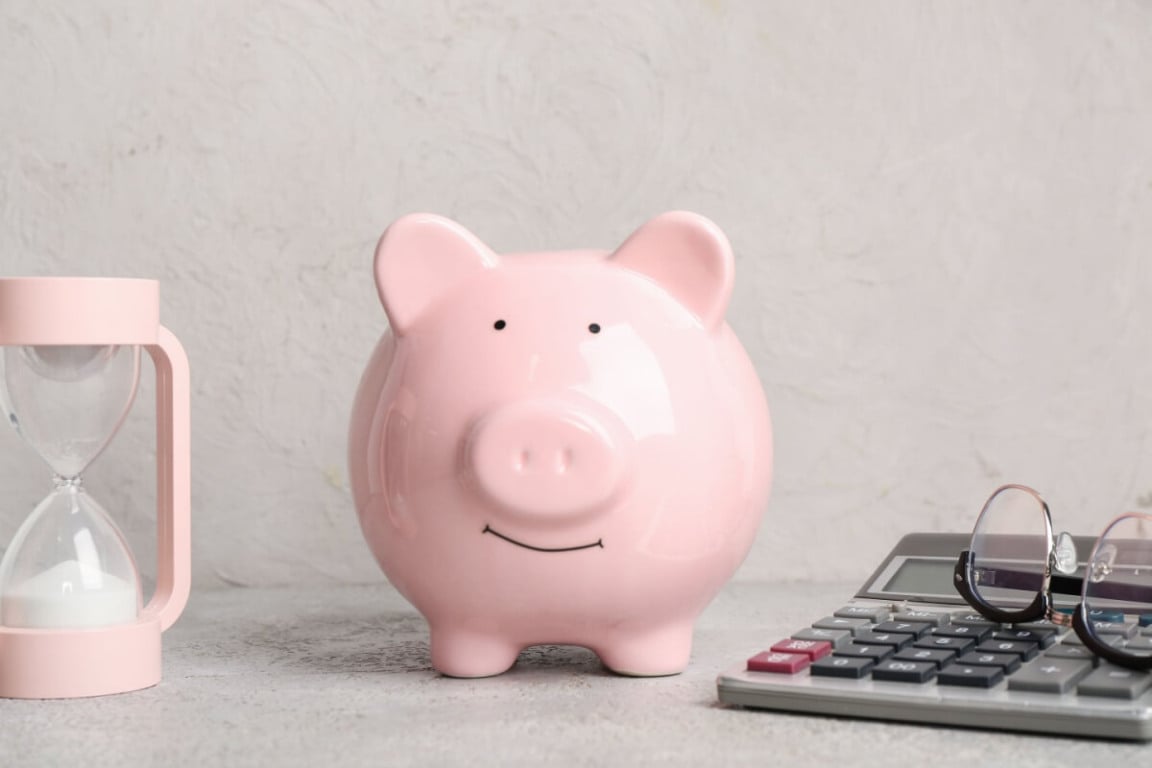 Descubra 5 dicas práticas para sair do vermelho até dezembro e reorganizar suas finanças de forma eficaz e realista.
