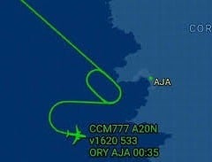 Um avião que saiu de Paris com destino à ilha francesa de Córsega, ficou preso no céu após um controlador de tráfego aéreo cochilar. Foto: Reprodução