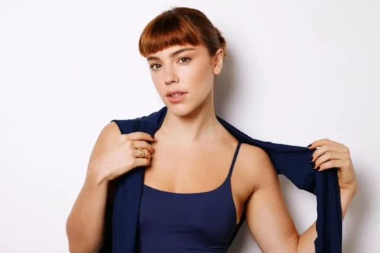 A atriz Alice Wegmann foi uma das primeiras a se manifestar em seu perfil 