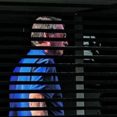 A defesa do ex-presidente confirmou que ele não estará presente no plenário do STF. Vai acompanhar de casa, onde cumpre prisão domiciliar.