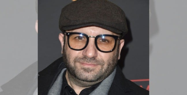 Brad Everett Young, 46, morreu nesta semana em Los Angeles, vítima de um acidente de carro na rodovia 134 da cidade.