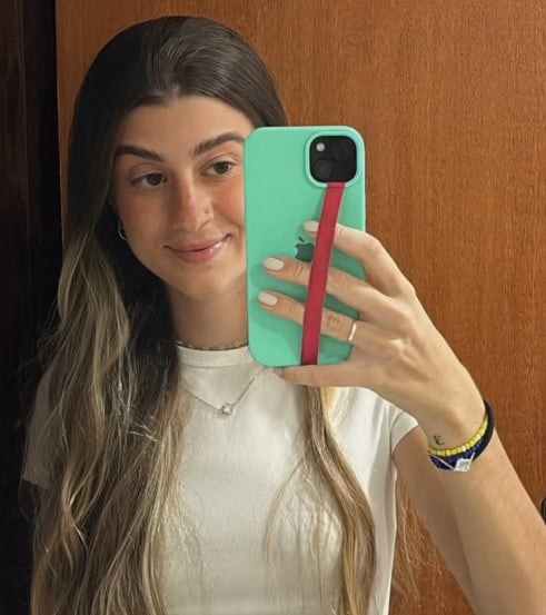 Brunna Ribeiro de Castro Rosas, de 22 anos, estudante de jornalismo da PUC Minas e estagiária da TV Record em Belo Horizonte, morreu neste domingo (7) 