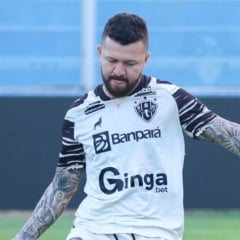Rossi e companhia tentam provar para a torcida que são capazes de tirar o Paysandu dessa situação desesperadora na Série B - Foto: Jorge Luis Totti/PSC