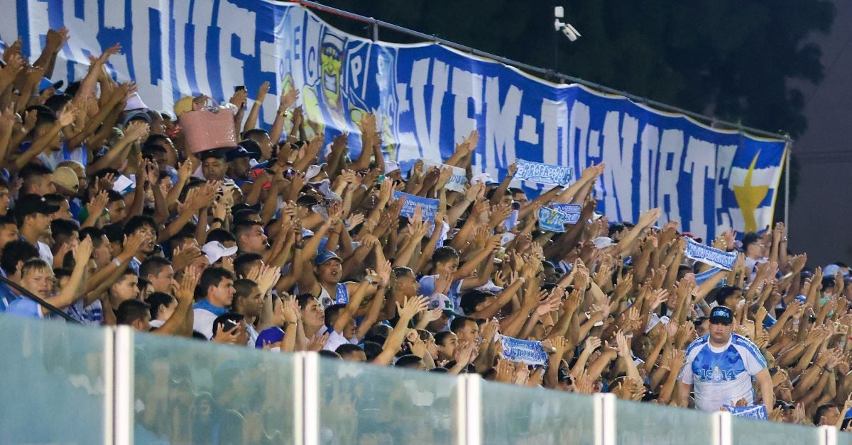 Curuzu lotada é arma do Papão para se salvar na Série B - Foto: Jorge Luis Totti/PSC