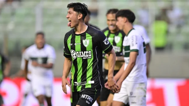 Com gol de Miguelito, América vence o Coritiba, escapa da zona da degola e deixa o Paysandu ainda mais pressionado na lanterna da Série B.