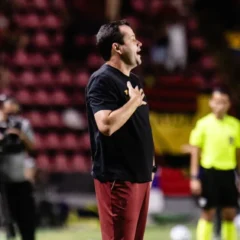 Treinador do Sport fala em falhas recorrentes e impacto emocional na equipe
