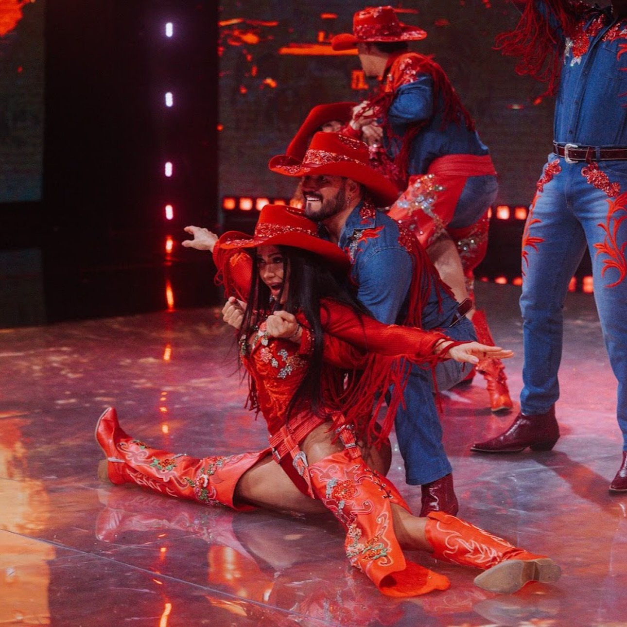 Gracyanne, que dança com paraense Linekee Ayres, sofre acidente e pode precisar sair do programa!