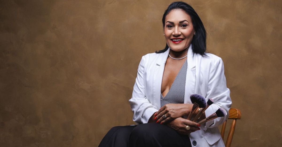 Ana Marinho, maquiadora reclama das ondas de calor do climatério. Foto: Rômulo Silva 