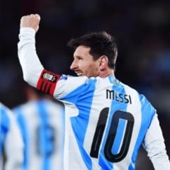 Messi deu o seu costumeiro show de bola em noite especial - Foto: Divulgação
