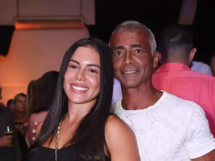Alycia Gomes e Romário. Foto: Divulgação