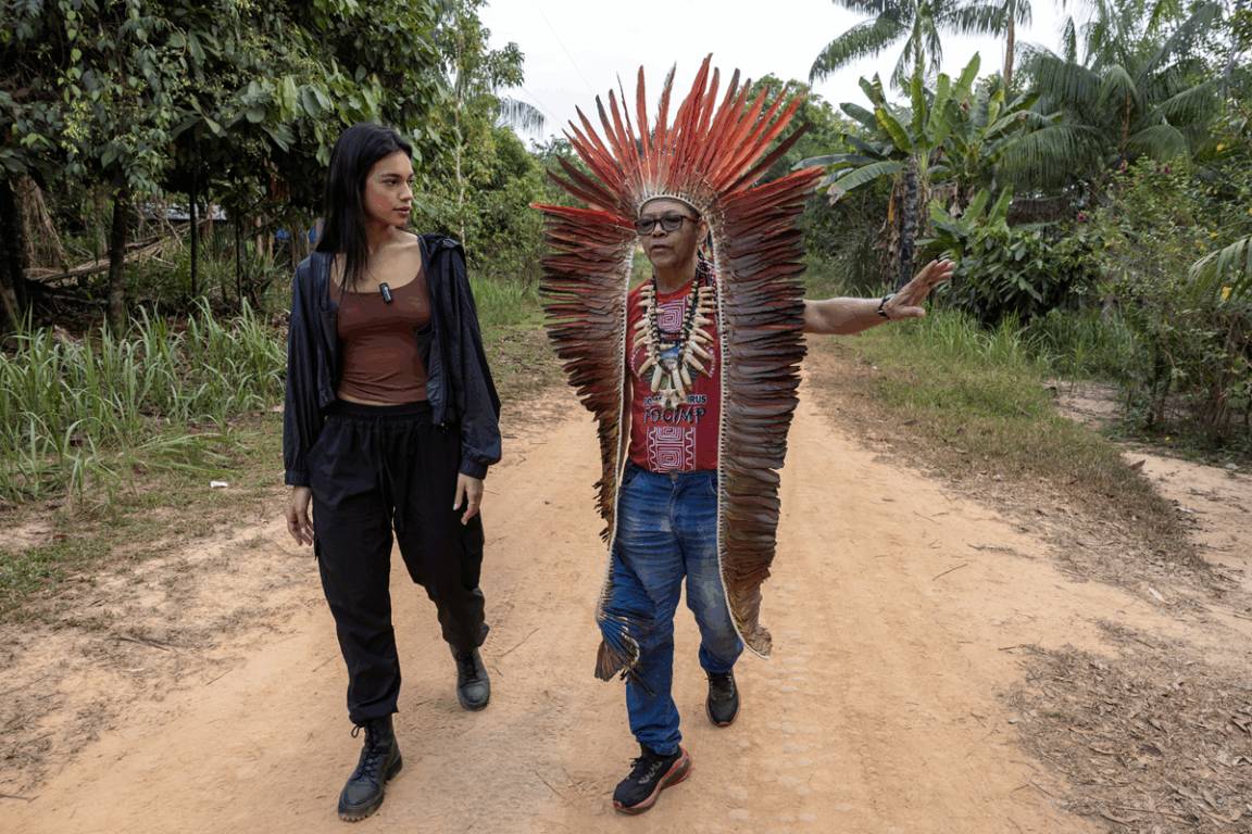 Campanha 'Respeitem a Amazônia' leva atriz Alane Dias a regiões afetadas por queimadas