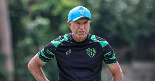 O técnico bicolor está confiante em uma mudança de rumo do Paysandu no campeonato - Foto: Matheus Vieira/PSC