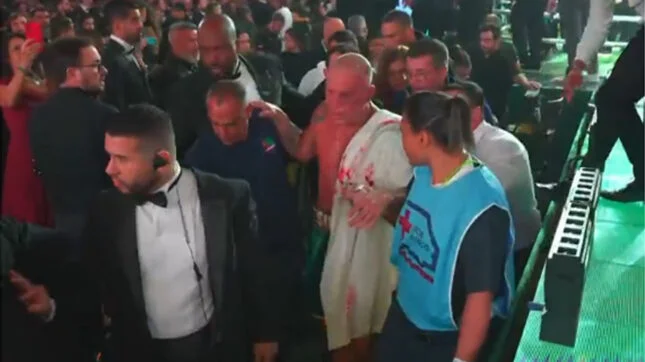 O lutador de MMA Wanderlei Silva, de 49 anos, foi encaminhado ao hospital na madrugada deste domingo (28)