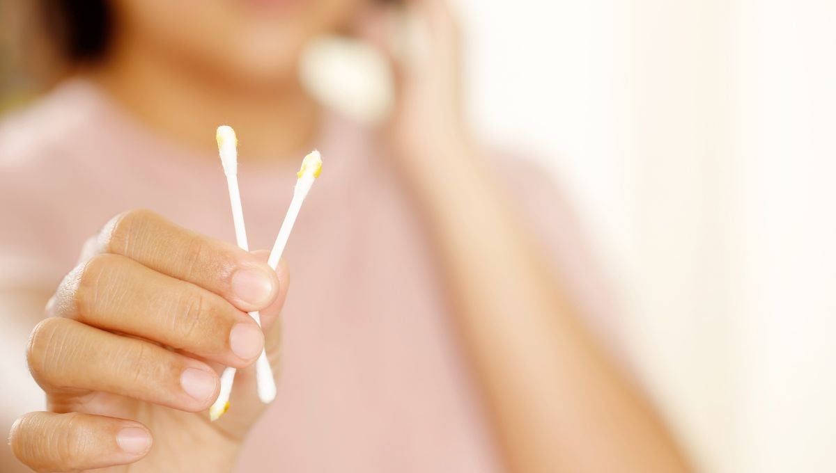 Os cientistas identificaram que a cera, ou cerume, contém metabólitos, substâncias químicas produzidas pelas reações do metabolismo no organismo.