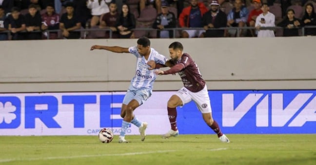 Time bicolor ficou só no empate contra a Ferroviária - Foto: Jorge Luis Totti/PSC