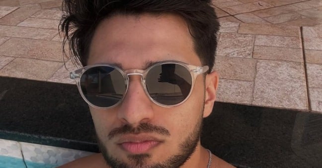 Marcello Carvalho foi atingido com dois tiros dentro do próprio apartamento. Alvo da operação seria o namorado da mãe, com mesmo nome.