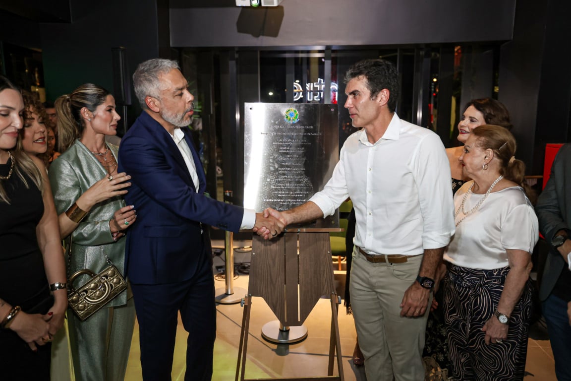 A cerimônia de inauguração contou com a presença do governador Helder Barbalho, da primeira-dama Daniela Barbalho, do presidente do Banco da Amazônia, Luiz Lessa, além de autoridades, representantes do setor cultural e convidados.