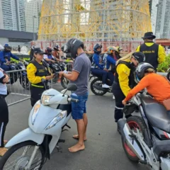 Detran fiscaliza motos na concentração da Moto Romaria e reforça segurança dos romeiros