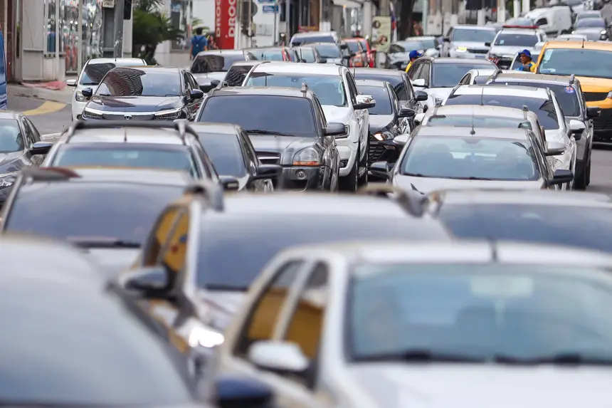 Calendário anual de 2025 encerra no dia 14 de novembro.