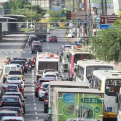 Fiscalização e campanhas educativas do Detran ajudaram a reduzir acidentes por avanço de sinal vermelho em diversas cidades paraenses.