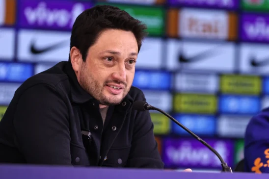 Técnico Arthur Elias anuncia 23 atletas para penúltima Data FIFA de 2025, visando a preparação para a Copa do Mundo de 2027.