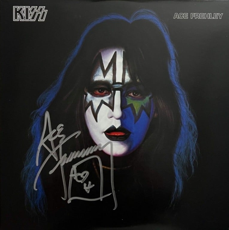 Ace Frehley, guitarrista original do Kiss, morre vítima de hemorragia cerebral