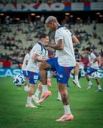 Na noite desta quinta-feira (2/10), o atacante Deyverson, do Fortaleza, se tornou o centro das atenções durante a partida contra o São Paulo
