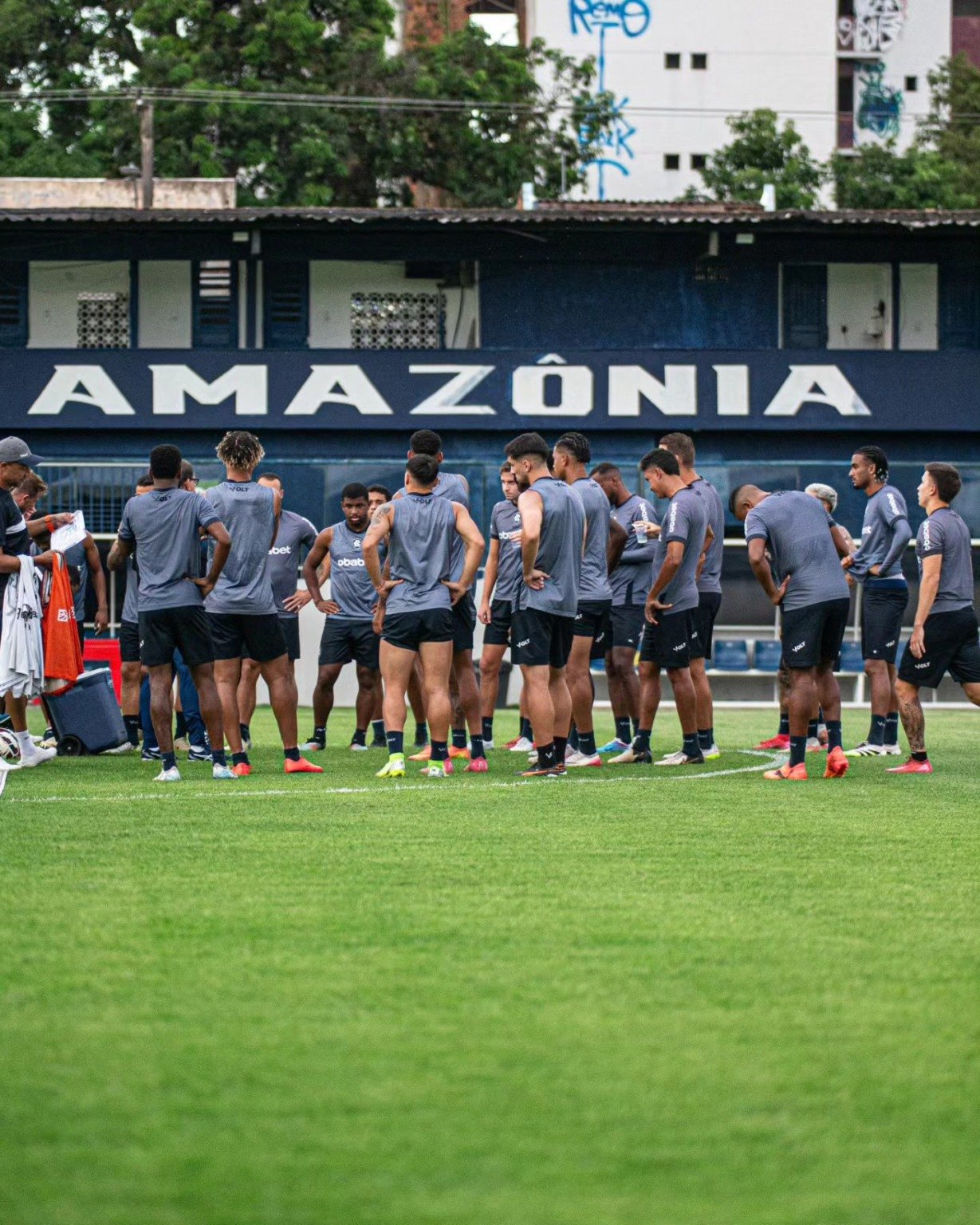 Guto Ferreira encerra preparação no Baenão e conta com reforço ofensivo de peso para o duelo desta quinta-feira.