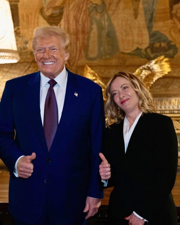 Aos 48 anos, Giorgia Meloni fez história ao se tornar a primeira mulher a ocupar o cargo de primeira-ministra da Itália