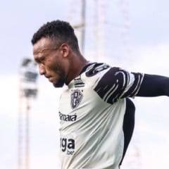 Reverson está cotado para começar o jogo diante dos paulistas - Foto: Matheus Vieira/PSC