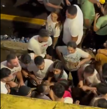 As cenas foram registradas por um morador da Avenida Nazaré e rapidamente repercutiram entre os fiéis.
