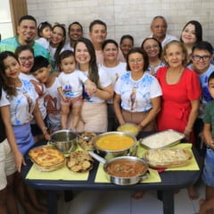 Robson Monte e Rosiane Holanda com a família. Foto: Ricardo Amanajás / Diario do Pará.