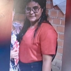 Segundo familiares, Adriana deixava o apartamento para comprar uma bebida para um tio que havia chegado de Portel, quando foi surpreendida pelo agressor.