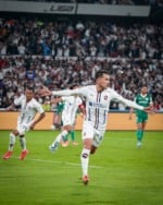 LDU atropela Palmeiras por 3 a 0 na semifinal da Libertadores. Volta será no Allianz Parque, dia 30/10.