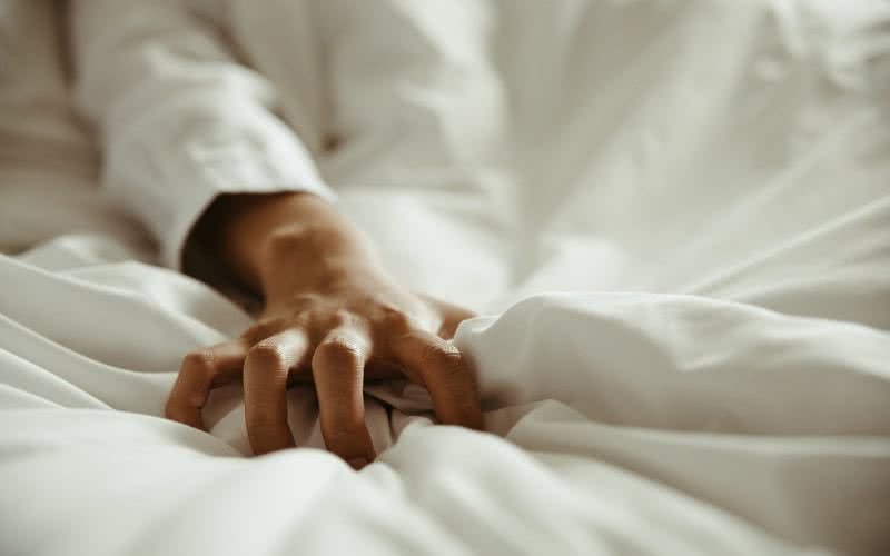 Alergia ao próprio orgasmo: quando o prazer traz sintomas de gripe