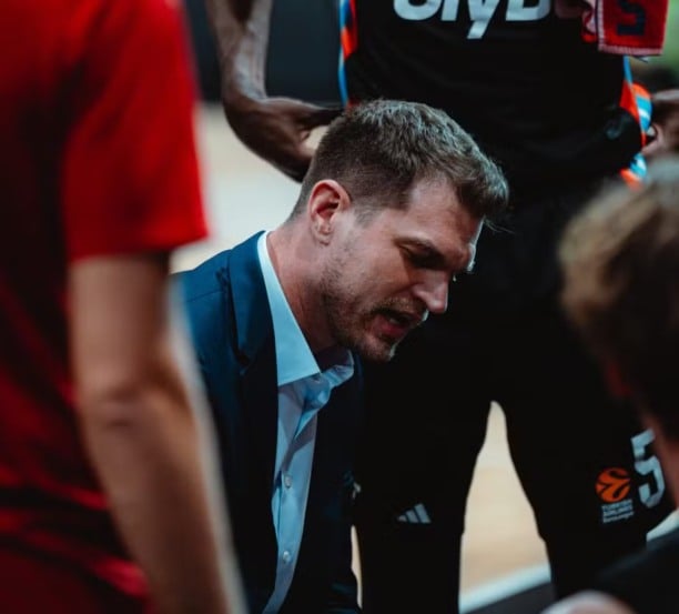 Tiago Splitter se torna o primeiro técnico brasileiro da NBA