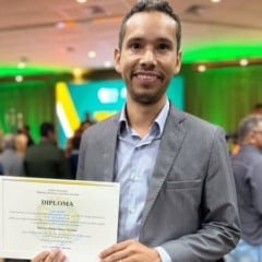 Uma vez com o diploma em mãos, ele está apto a assumir o mandato.