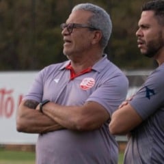Hélio dos Anjos e torcedores se mobilizam para incentivar jogadores do Náutico com premiação extra