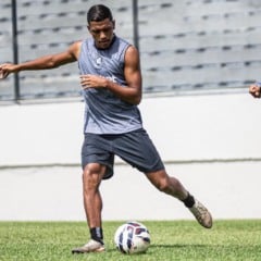 Pedro Rocha promete muito empenho para continuar balançando as redes e ajudar o Remo a subir de divisão - Foto: Samara Miranda/Remo
