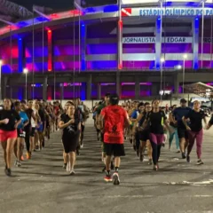 Mangueirão vira palco fitness: mais de mil participam de treino funcional