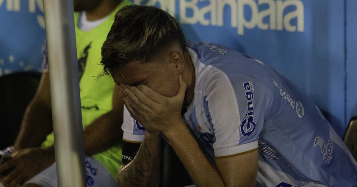 Erros de planejamento dominaram a trajetória bicolor em 2025 e sobressaem em meio à luta contra uma queda praticamente certa - Foto: Mauro Ângelo/Diário do Pará