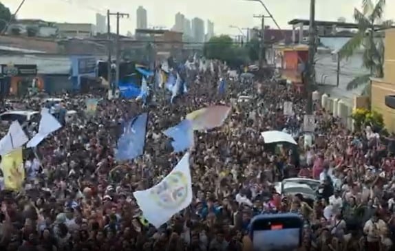 Romaria da Juventude: Procissão chega na Padre Eutíquio. 60 mil acompanham. Foto: Reprodução