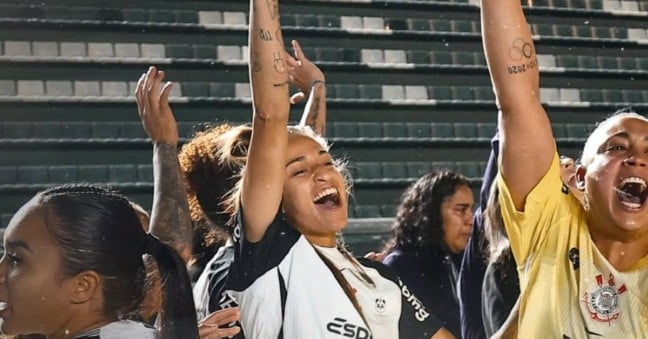 O Timão entra em campo às 16h30 em busca do sexto título continental, que consolidaria ainda mais sua hegemonia no futebol feminino da América do Sul.