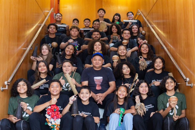 Mais de trinta alunos das Escolas SESI e de escolas públicas do entorno do teatro participam da apresentação. Foto: Divulgação