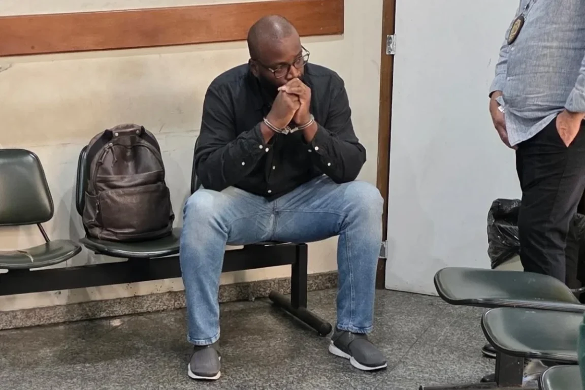 A Globo declarou que Júlio César não tinha qualquer relação com o jornalismo da emissora, tampouco com o Fantástico