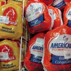 O preço do frango teve uma redução nos supermercados. Foto: Clayton Matos/Diário do Pará